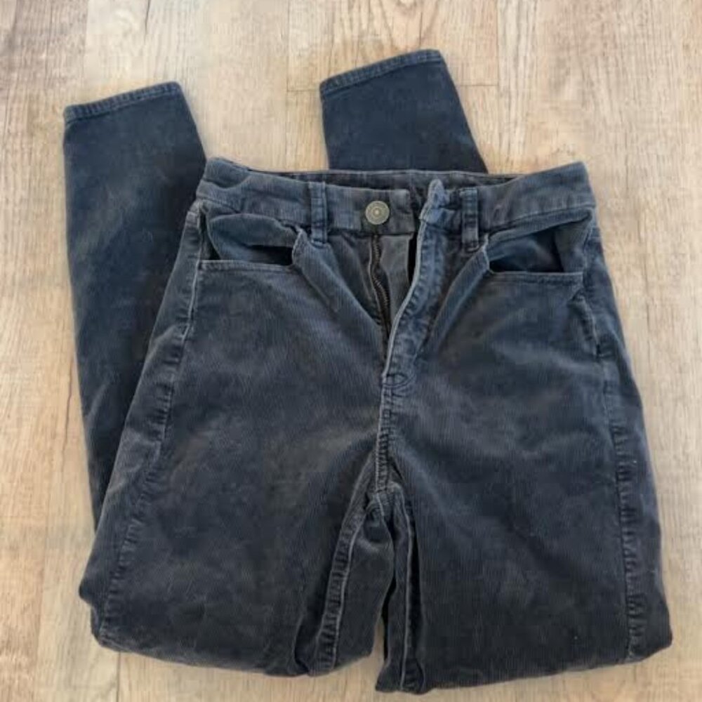 American Eagle Corduroy Mom Straight Pants